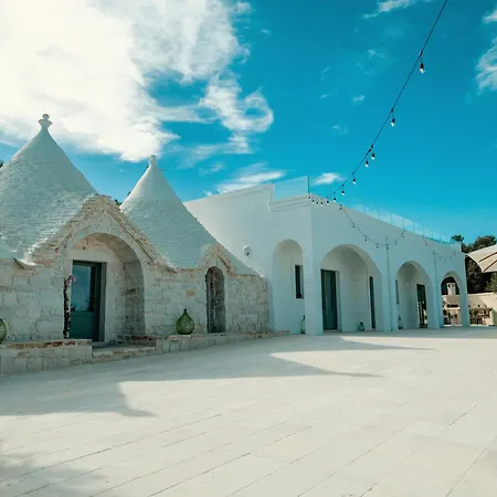 Masseria Con Trulli Il Noce