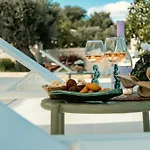 Masseria Con Trulli Il Noce