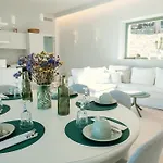 Masseria Con Trulli Il Noce *
